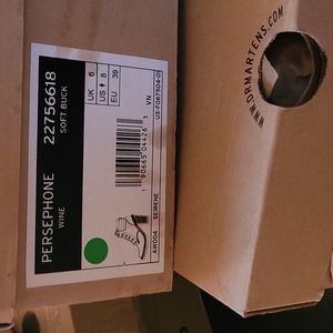 Doc Martens persephone wine 8 NIB